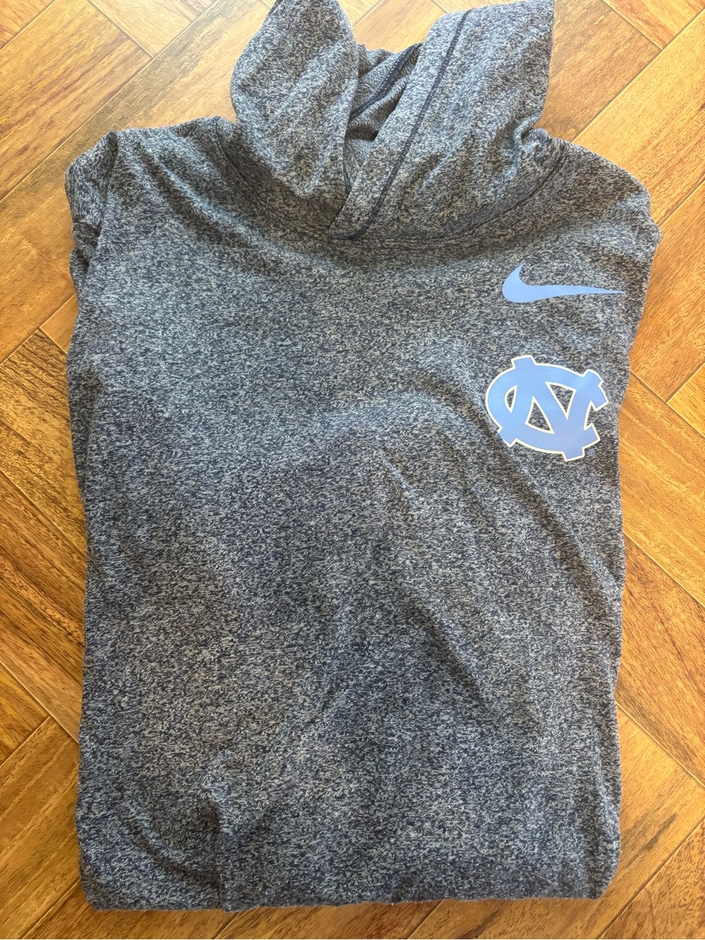Men's Nike North Carolina Tar Heels Marled Long Sleeve Hooded T-Shirt